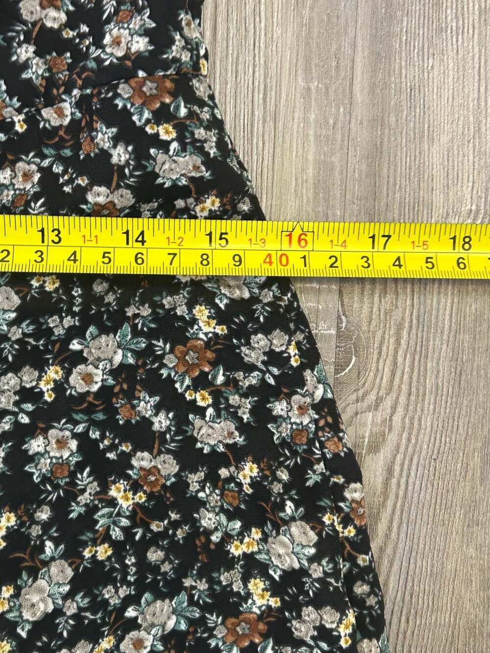 VCAY Ditsy Floral Flare Leg Cami Jumpsuit - Picture 4 of 8